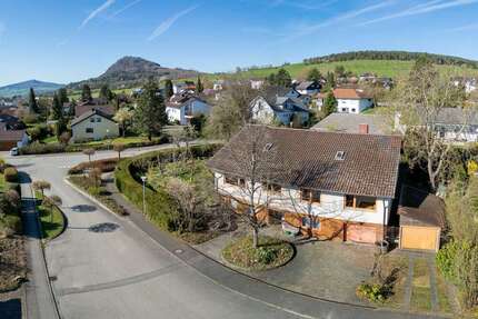 Haus zum Kaufen in Engen 775.000,00 € 274 m²