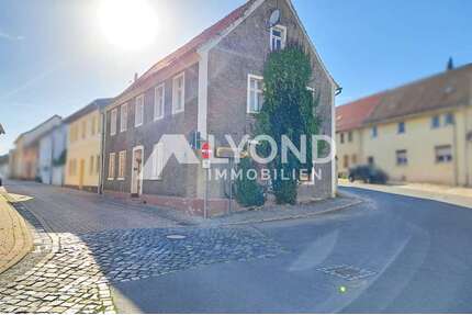 Haus zum Kaufen in Cochstedt 43.500,00 € 156 m²