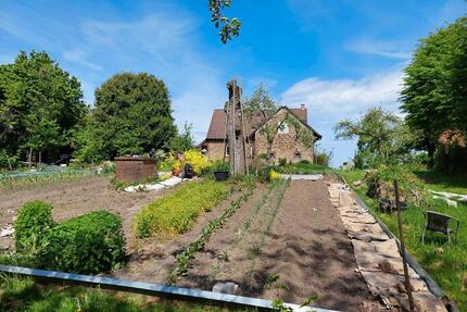 Freistehendes Einfamilienhaus mit Weitblick und riesigem Garten - Herdecke