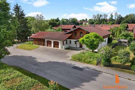 Haus zum Kaufen in Fridolfing 699.000,00 € 245.63 m²