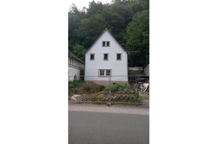 Haus ist in 55595 Winterburg - 85.000,00&nbsp;EUR Kaufpreis, ca.&nbsp; 120,00&nbsp;m&sup2; in Hargesheim (PLZ: 55595)