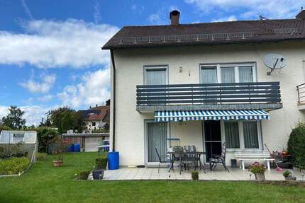 Reihenhaushälfte in Ichenhausen mit Garage und schönem Garten