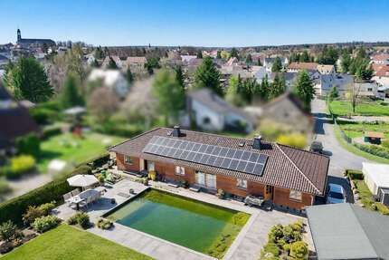 Haus zum Kaufen in Wermsdorf 250.000,00 € 162.72 m²