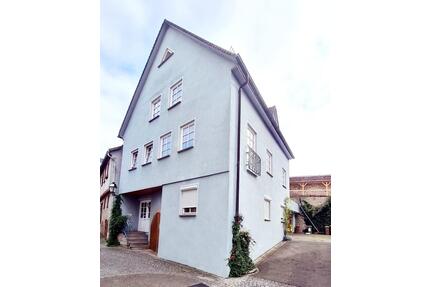 PROVISIONSFREI! ZweifamilienWohnhaus in Niedernhall mit Garage...