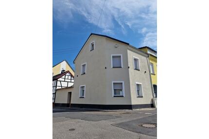 Einfamilienhaus zur Miete - 950,00&nbsp;EUR Kaltmiete, ca.&nbsp; 70,00&nbsp;m&sup2; in Euskirchen (PLZ: 53881) Dom-Esch