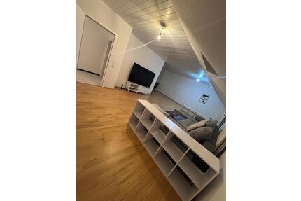 Wohnung in Hatzfeld (Eder) - 650,00&nbsp;EUR Kaltmiete, ca.&nbsp; 90,00&nbsp;m&sup2; in Hatzfeld (Eder) (PLZ: 35116)