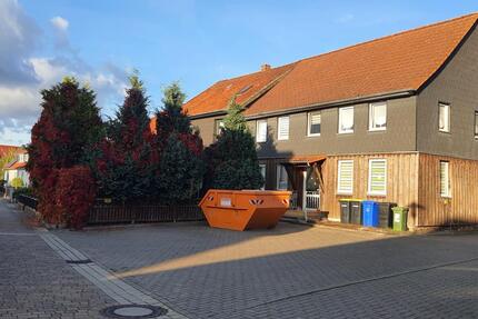 Dreifamilienhaus in Diekholzen - 279.000,00&nbsp;EUR Kaufpreis, ca.&nbsp; 215,00&nbsp;m&sup2; in Diekholzen (PLZ: 31199)