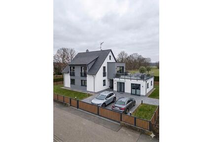 Kernsaniertes Dreifamilienhaus - 1.590.000,00&nbsp;EUR Kaufpreis, ca.&nbsp; 280,00&nbsp;m&sup2; in Pfaffenhofen an der Roth (PLZ: 89284)