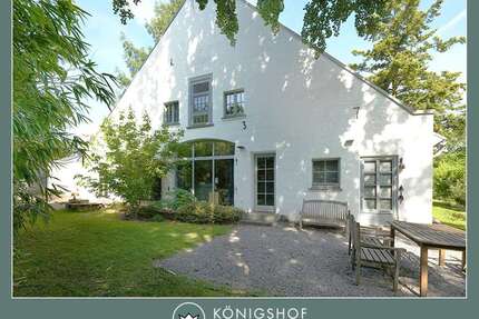 Haus zum Kaufen in Krefeld 2.150.000,00 € 495.85 m²