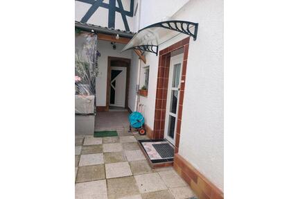 Haus zum verkaufen 285.000Euro - 285.000,00&nbsp;EUR Kaufpreis, ca.&nbsp; 160,00&nbsp;m&sup2; in Löhnberg (PLZ: 35792)