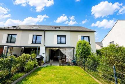 Haus zum Kaufen in Kaltenkirchen 450.000,00 € 145 m²