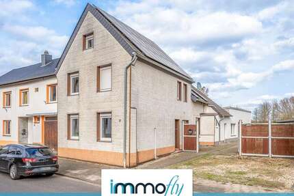 Haus zum Kaufen in Wegberg Wildenrath 299.000,00 € 162 m² - Wegberg / Wildenrath