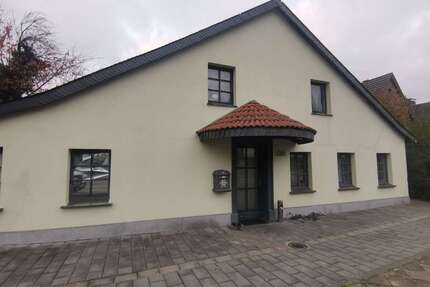Haus zum Kaufen in Mönchengladbach 260.000,00 € 161.99 m²