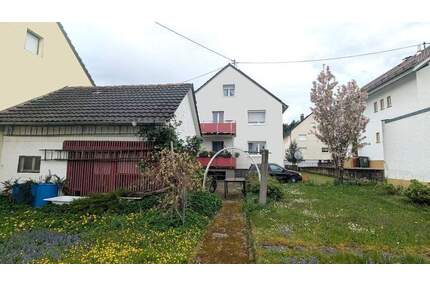 Zweifamilienhaus mit großem Potenzial in begehrter Lage von Offenburg-Zunsweier