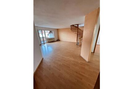 ★☆ Große Wohnung ☆ Bad Bergzabern ☆ Balkon, Stellplatz, Keller ☆★