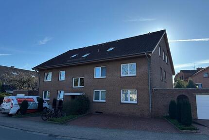 Renovierte 3-Zimmer-Dachgeschosswohnung mit Balkon in Wallenhorst zu vermieten!