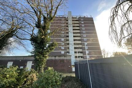 Renovierte 3-ZKB-Wohnung im Hochhaus im Europaviertel zu vermieten! - Wilhelmshaven Aldenburg