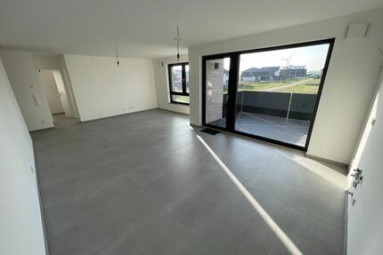 ERSTBEZUG - Exklusive 3-Zimmerwohnung in Baesweiler Kloshaus