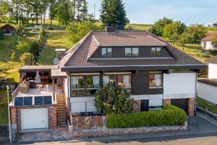Gepflegtes Einfamilienhaus in liebevolle Hände abzugeben - Oberstreu