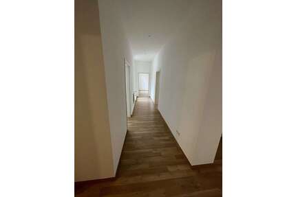 Wohnung zum Mieten in Wiesbaden 1.350,00 € 110 m²