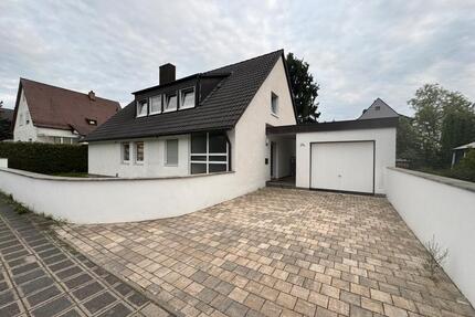 Großzügiges freistehendes Einfamilienhaus mit Terrasse & Garten - Nürnberg Gaismannshof
