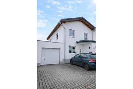 Einfamilienhaus (Doppelhaushälfte) - Homberg (Efze)