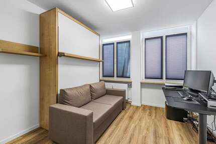 Wohnung zum Mieten in München 980,00 € 18.36 m²