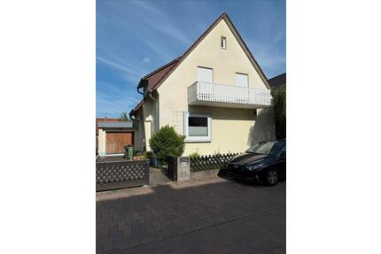Freistehendes Einfamilienhaus mit Garten - Edenkoben