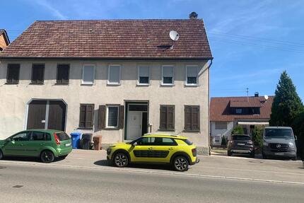 Zweifamilienhaus mit großem Entwicklungspotenzial in Albstadt