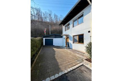 Doppelhaushälfte (Privatverkauf, Makleranfragen unerwünscht) - Steinen