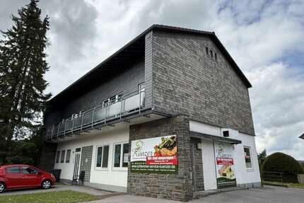 Haus zum Kaufen in Simmerath Lammersdorf 495.000,00 € 290 m² - Simmerath / Lammersdorf