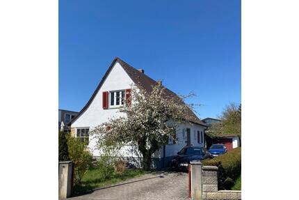 Ein-FAMILIEN-Haus mitten in Langenau