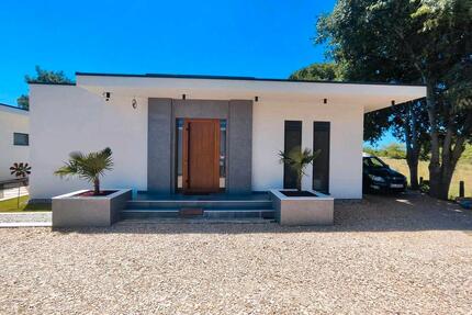 Bungalow Haus mit Pool Neubau in Montenegro-Ulcinj Gornji Stoj - Hildesheim Himmelsthür