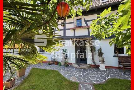 Haus zum Kaufen in Jockgrim 385.000,00 € 150 m²