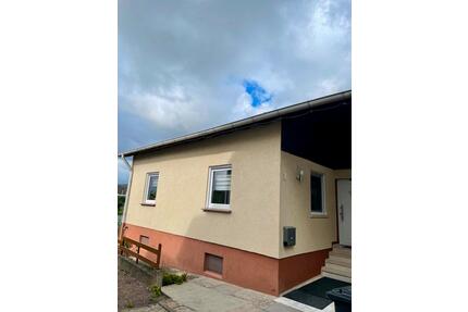 Kleines freistehendes HausWohnung mit Garten - Kleinblittersdorf