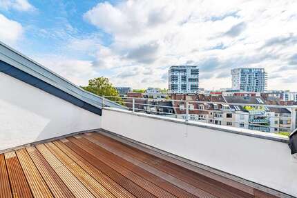 Wohnung zum Kaufen in Düsseldorf 839.000,00 € 122.78 m²