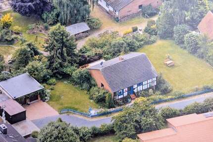 Haus zum Kaufen in Celle 205.000,00 € 106 m²