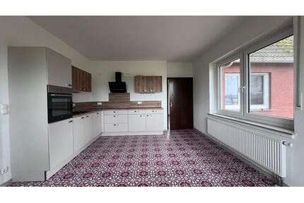 Modernisierter Bungalow mit Garten und Terrasse im Außenbereich - Neuenkirchen