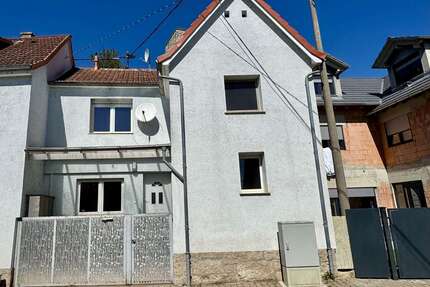 Haus zum Kaufen in Nierstein Schwabsburg 190.000,00 € 88 m² - Nierstein / Schwabsburg