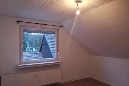 2-Zimmer-Dachgeschosswohnung in Kirchdornberg - Bielefeld Schildesche