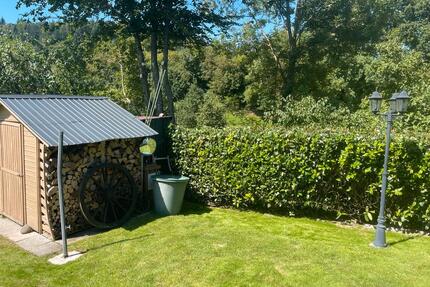 Einfamilienhaus mit ELW - 800.000,00&nbsp;EUR Kaufpreis, ca.&nbsp; 250,00&nbsp;m&sup2; in Backnang (PLZ: 71522)