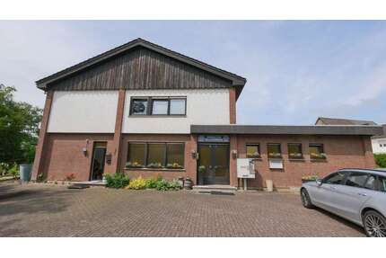 Haus zum Kaufen in Warburg 175.000,00 € 109 m²
