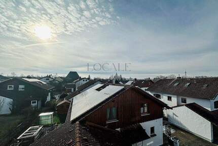 Großzügige 4-Zimmer-DG-Wohnung mit Balkon - Markt Schwaben