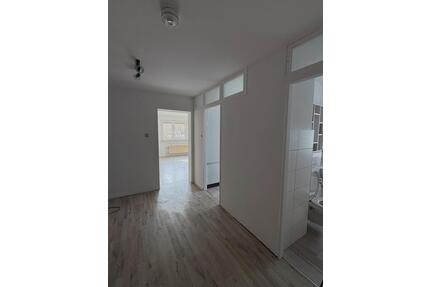 Helle 2-Zimmer-Wohnung im EG - 600,00&nbsp;EUR Kaltmiete, ca.&nbsp; 48,00&nbsp;m&sup2; in Bad Urach (PLZ: 72574)