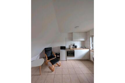 Kleine möblierte Wohnung in Burg Dithmarschen - Ideal für Pendler - Burg (Dithmarschen)