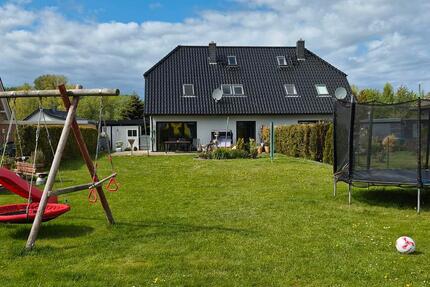 Doppelhaushälfte in Wassernähe - 349.000,00&nbsp;EUR Kaufpreis, ca.&nbsp; 130,00&nbsp;m&sup2; in Prohn (PLZ: 18445)