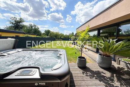 Exklusives Architekten-Haus im Bungalowstil mit Whirlpool, Doppelgarage und Smart Home - Taucha