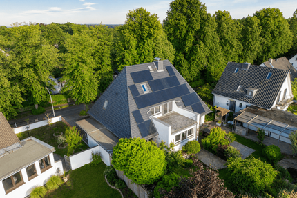 Haus zum Kaufen in Bad Schwartau 1.100.000,00 € 323.8 m²