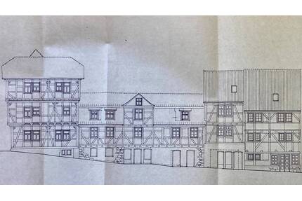 40.000 € p. a. NKM - Fachwerkensemble aus 3 Wohn- und Geschäftshäusern in Innenstadtlage von Bad Hersfeld