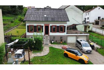 Haus zum Kaufen in Großrosseln 130.000,00 € 158.5 m²